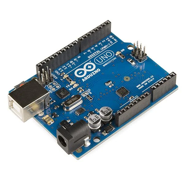 An Arduino Uno board with a USB-B connector and digital and analog pin headers